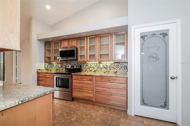 911 DELANO COURT, Kissimmee, FL 34758