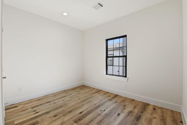 11915 N Hoa Sen Circle, Houston, TX 77072