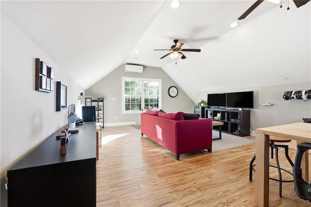 18 Starlight NW Drive, Cartersville, GA 30121