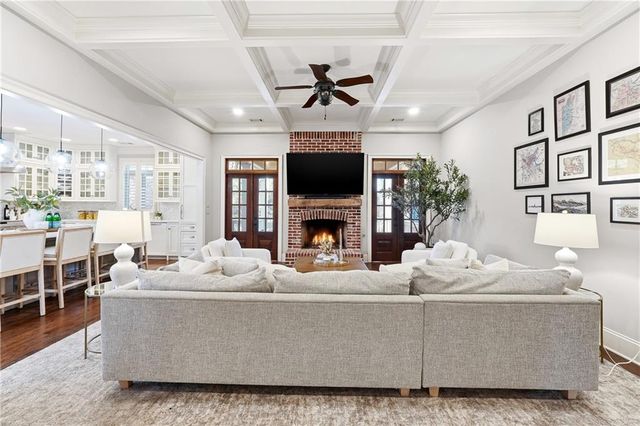 18 Starlight NW Drive, Cartersville, GA 30121