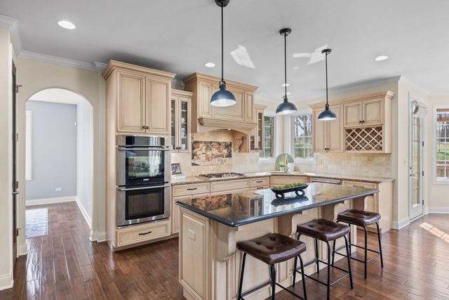 9080 Winding Trail, St. John, IN 46373