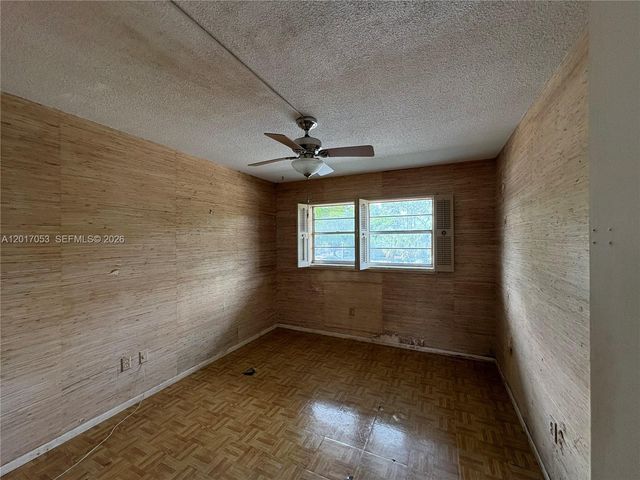 1770 NE 191st St 203-1, Miami, FL 33179