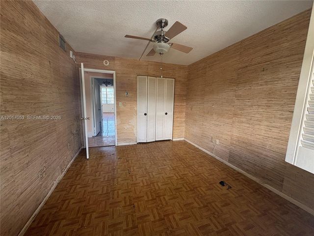 1770 NE 191st St 203-1, Miami, FL 33179