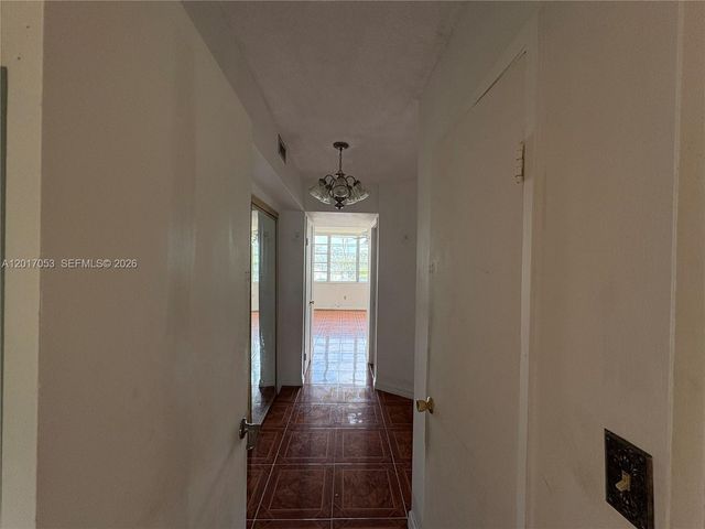 1770 NE 191st St 203-1, Miami, FL 33179