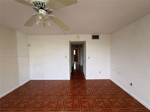 1770 NE 191st St 203-1, Miami, FL 33179