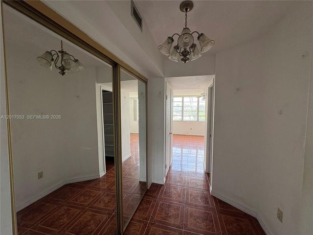 1770 NE 191st St 203-1, Miami, FL 33179