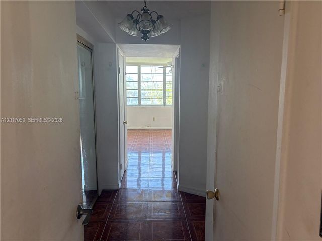 1770 NE 191st St 203-1, Miami, FL 33179