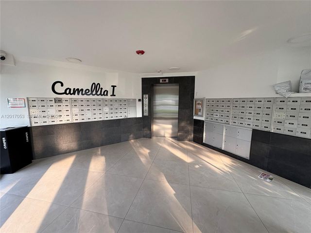 1770 NE 191st St 203-1, Miami, FL 33179