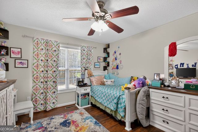143 Autumn Run Place, Villa Rica, GA 30180
