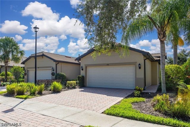 7156 Live Oak DR, Naples, FL 34114