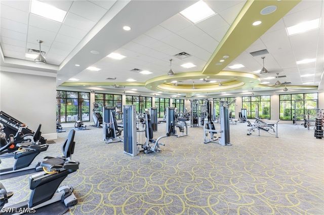 7156 Live Oak DR, Naples, FL 34114