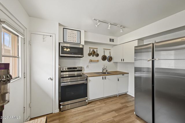 3031 S RURAL Road 41, Tempe, AZ 85282