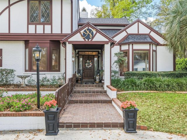 2284 SE LAUREL RUN DRIVE, Ocala, FL 34471