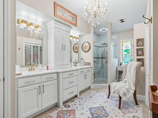 2284 SE LAUREL RUN DRIVE, Ocala, FL 34471