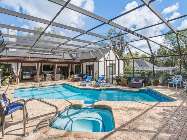 2284 SE LAUREL RUN DRIVE, Ocala, FL 34471