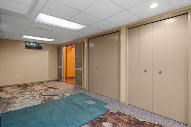 760 Waterbury Road, Highland Charter Township, MI 48356
