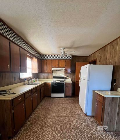 600 Hardy Avenue, Bay Minette, AL 36507