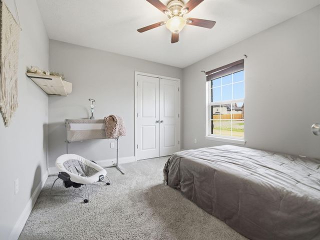 2570 E Keystone Drive, Republic, MO 65738