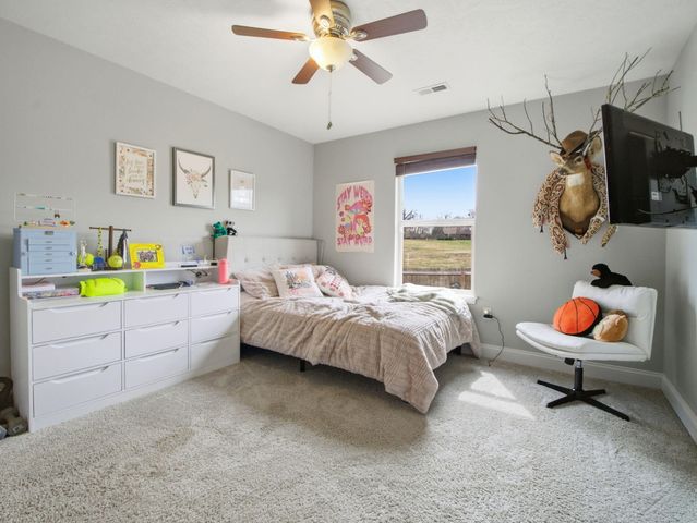 2570 E Keystone Drive, Republic, MO 65738