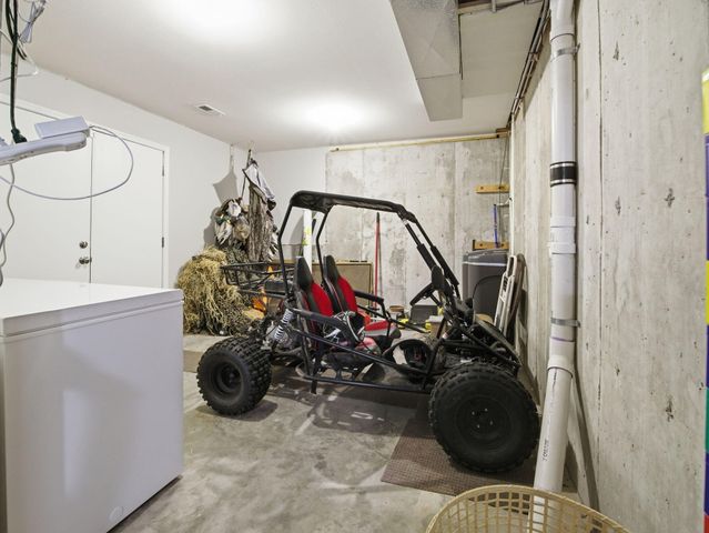 2570 E Keystone Drive, Republic, MO 65738