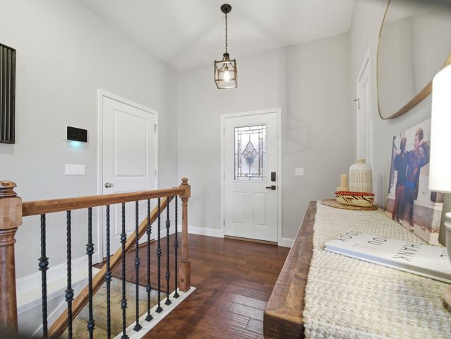 2570 E Keystone Drive, Republic, MO 65738