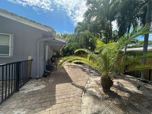 740 NE 37th Street A, Oakland Park, FL 33334