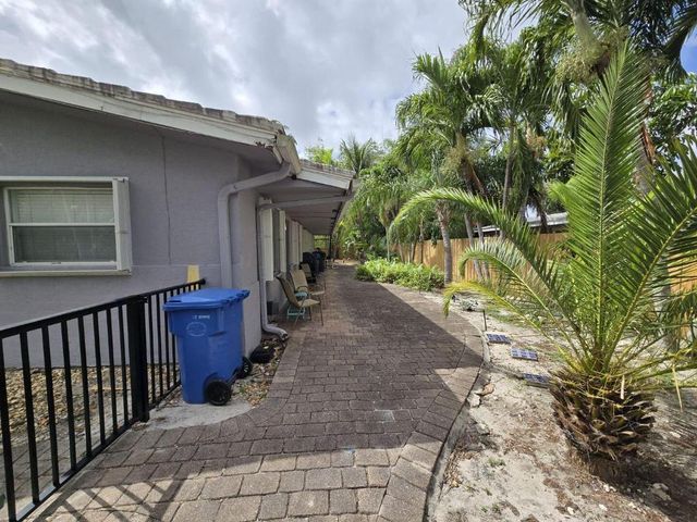 740 NE 37th Street A, Oakland Park, FL 33334