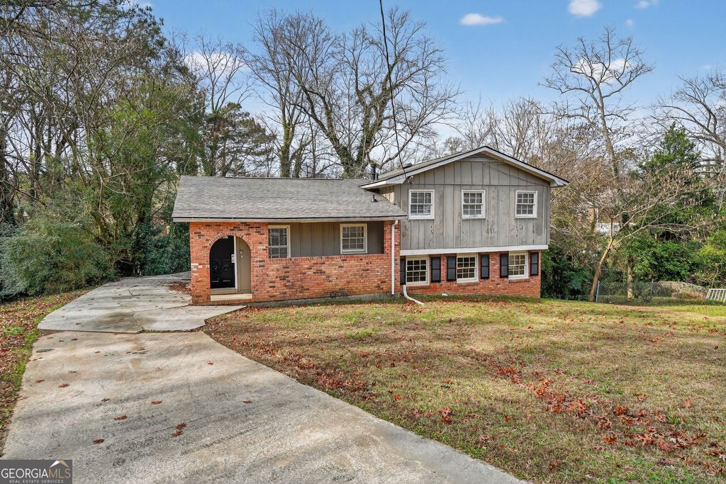 2497 Celina Court, Morrow, GA 30260