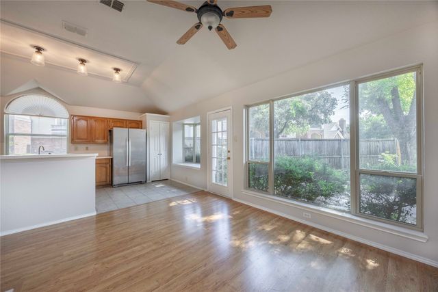 464 Arbor Club Lane, Euless, TX 76039