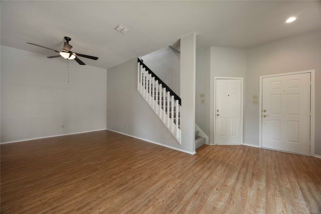 464 Arbor Club Lane, Euless, TX 76039