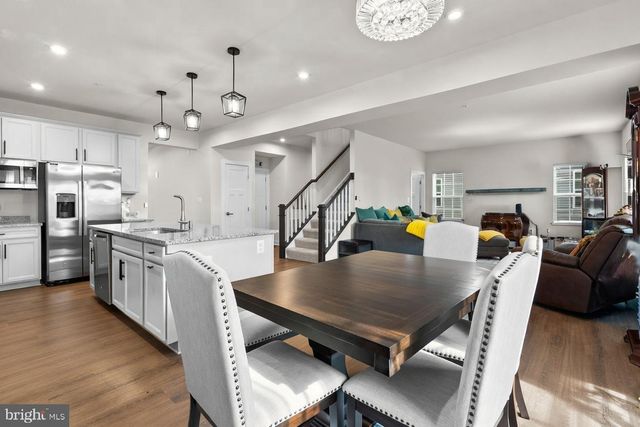15542 TWIN RIVER CIR CIR, Bowie, MD 20716
