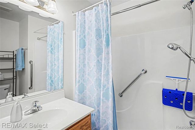 1058 Brokaw Drive, Davison, MI 48423