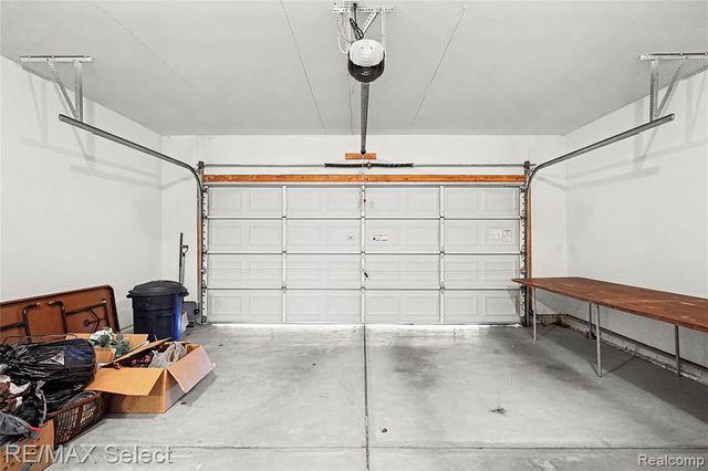 1058 Brokaw Drive, Davison, MI 48423