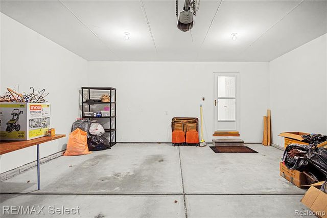 1058 Brokaw Drive, Davison, MI 48423