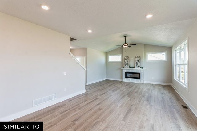 1385 Cedar Street, Waukee, IA 50263