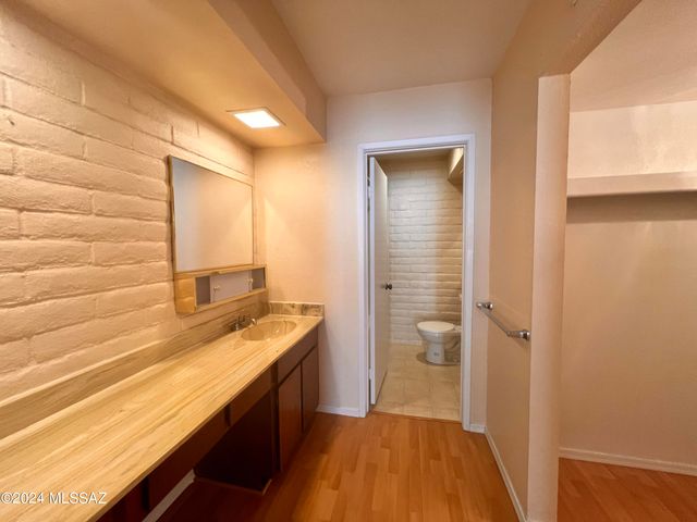 8450 E Old Spanish Trl Apt 227, Tucson, AZ 85710