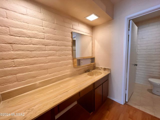 8450 E Old Spanish Trl Apt 227, Tucson, AZ 85710