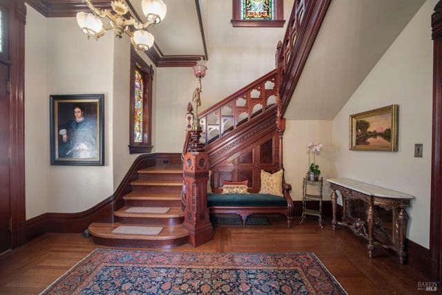 608 Randolph St, Napa, CA 94559