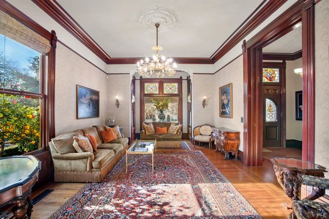 608 Randolph St, Napa, CA 94559