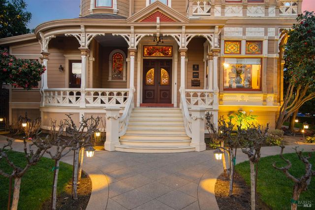 608 Randolph St, Napa, CA 94559