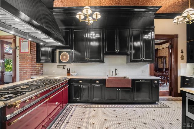 608 Randolph St, Napa, CA 94559