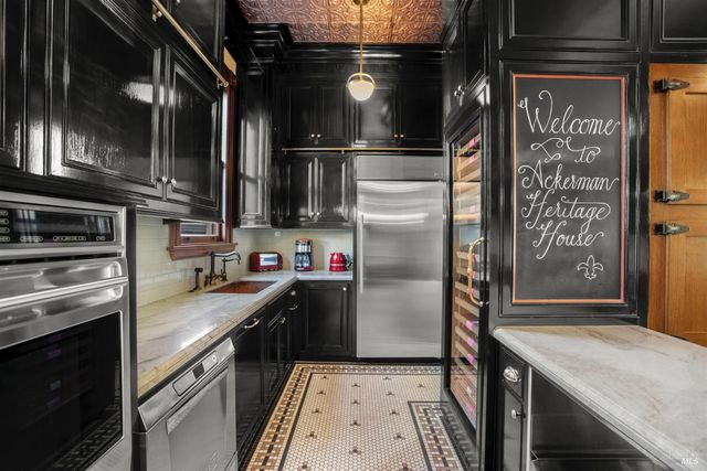 608 Randolph St, Napa, CA 94559