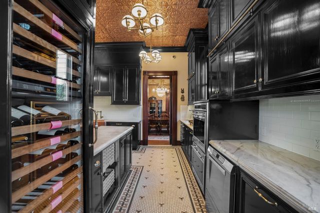 608 Randolph St, Napa, CA 94559