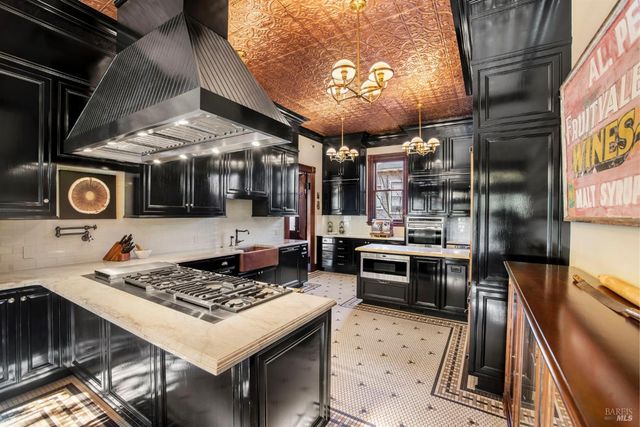 608 Randolph St, Napa, CA 94559