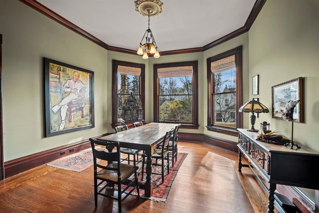 608 Randolph St, Napa, CA 94559