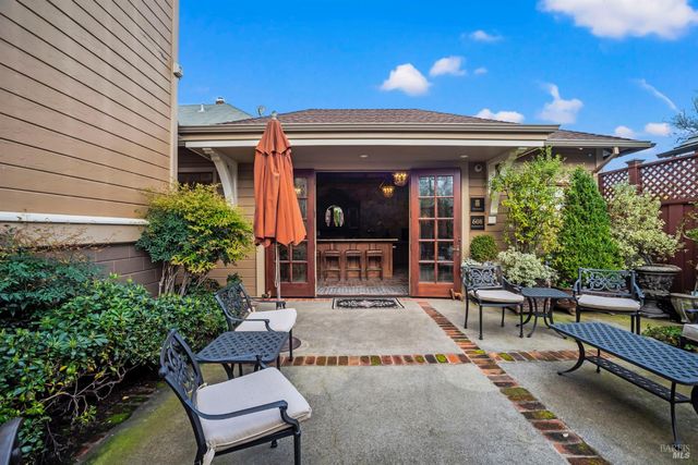 608 Randolph St, Napa, CA 94559