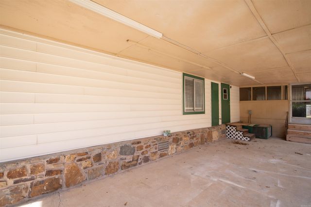 43 Lawrence Landing Road, Conway, AR 72032