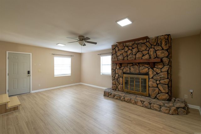 43 Lawrence Landing Road, Conway, AR 72032