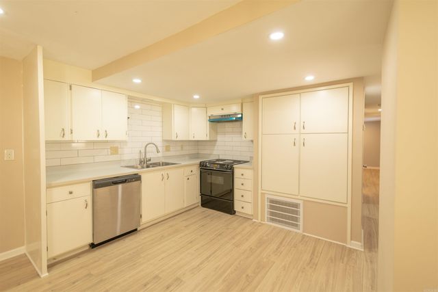 43 Lawrence Landing Road, Conway, AR 72032