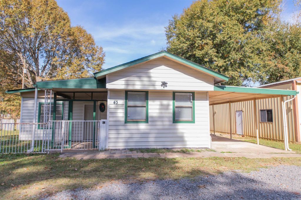 43 Lawrence Landing Road, Conway, AR 72032